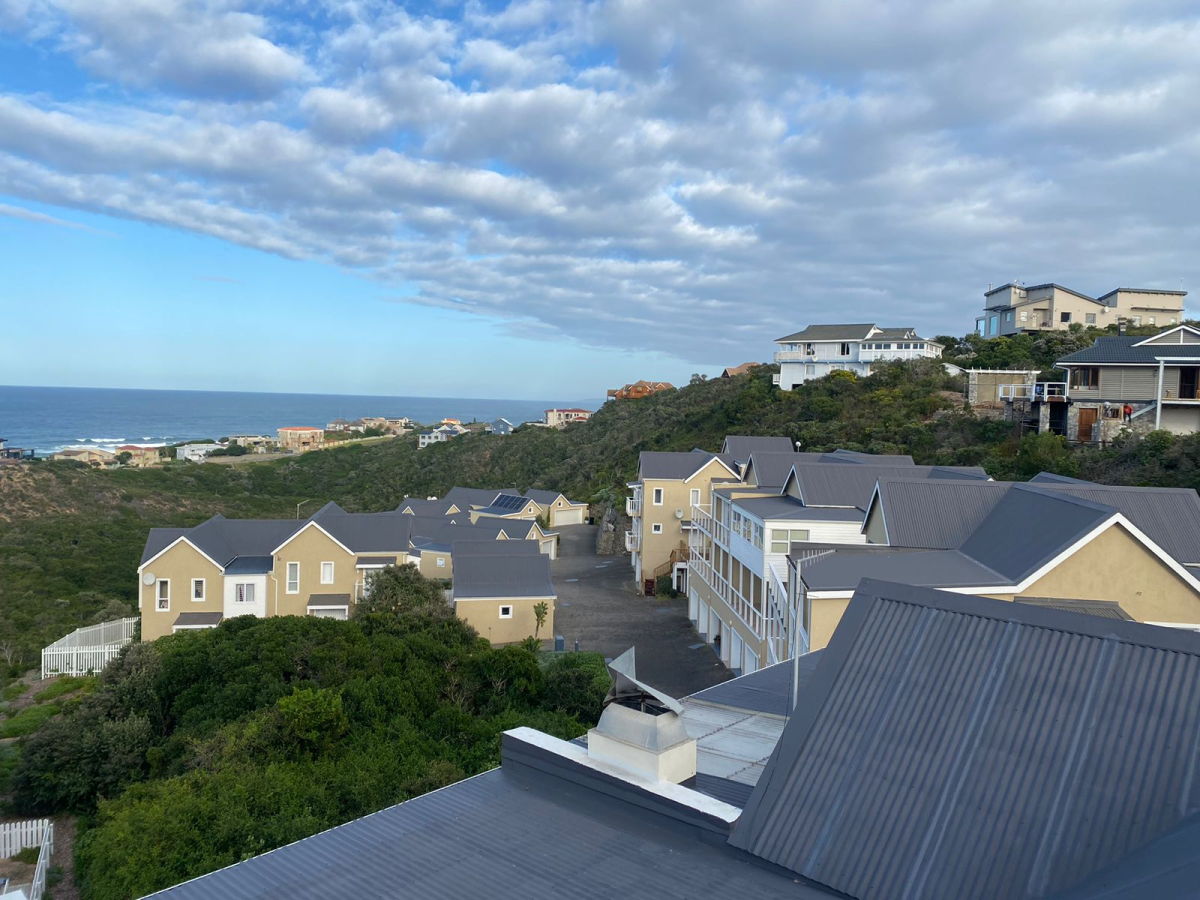 Roof spray painting